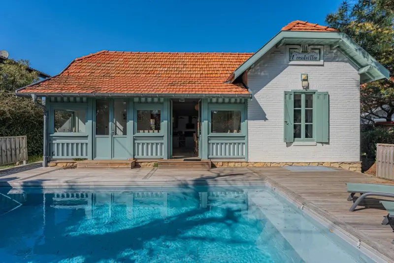 Le Moulleau - maison typique du Bassin- rénovée avec dépendance et piscine