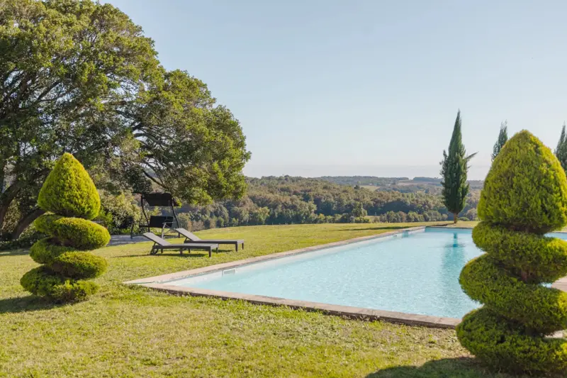 À moins d'une 1h de Bordeaux - Château du XVIII ème siècle - 700m² sur 11 hectares, piscine avec vue — photo 3