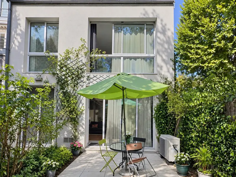 Ensemble immobilier, maison avec garage et jardinet, Un 2 pièces et Un studio — photo 2