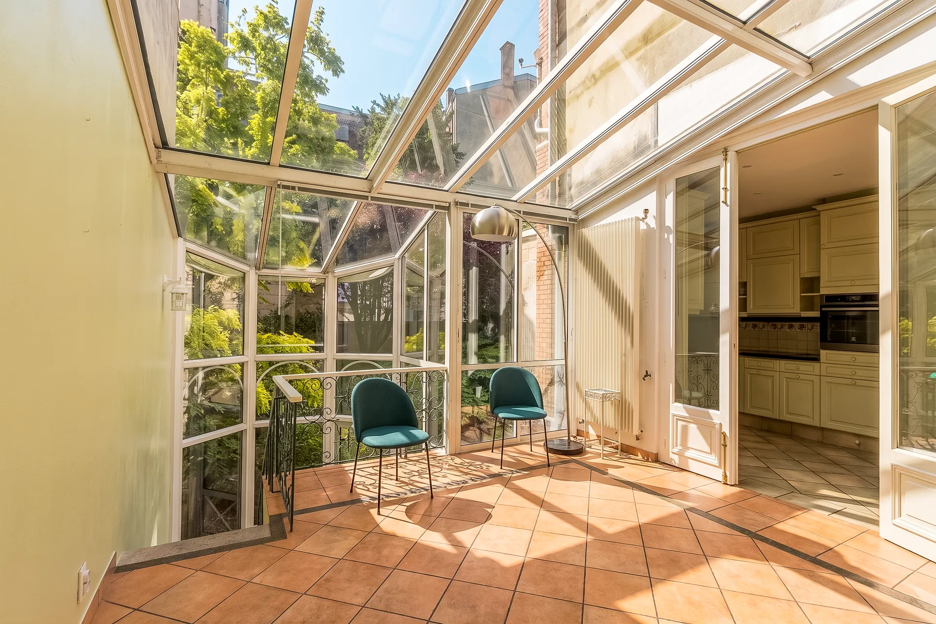 Maison bourgeoise & jardin d'hiver — 1